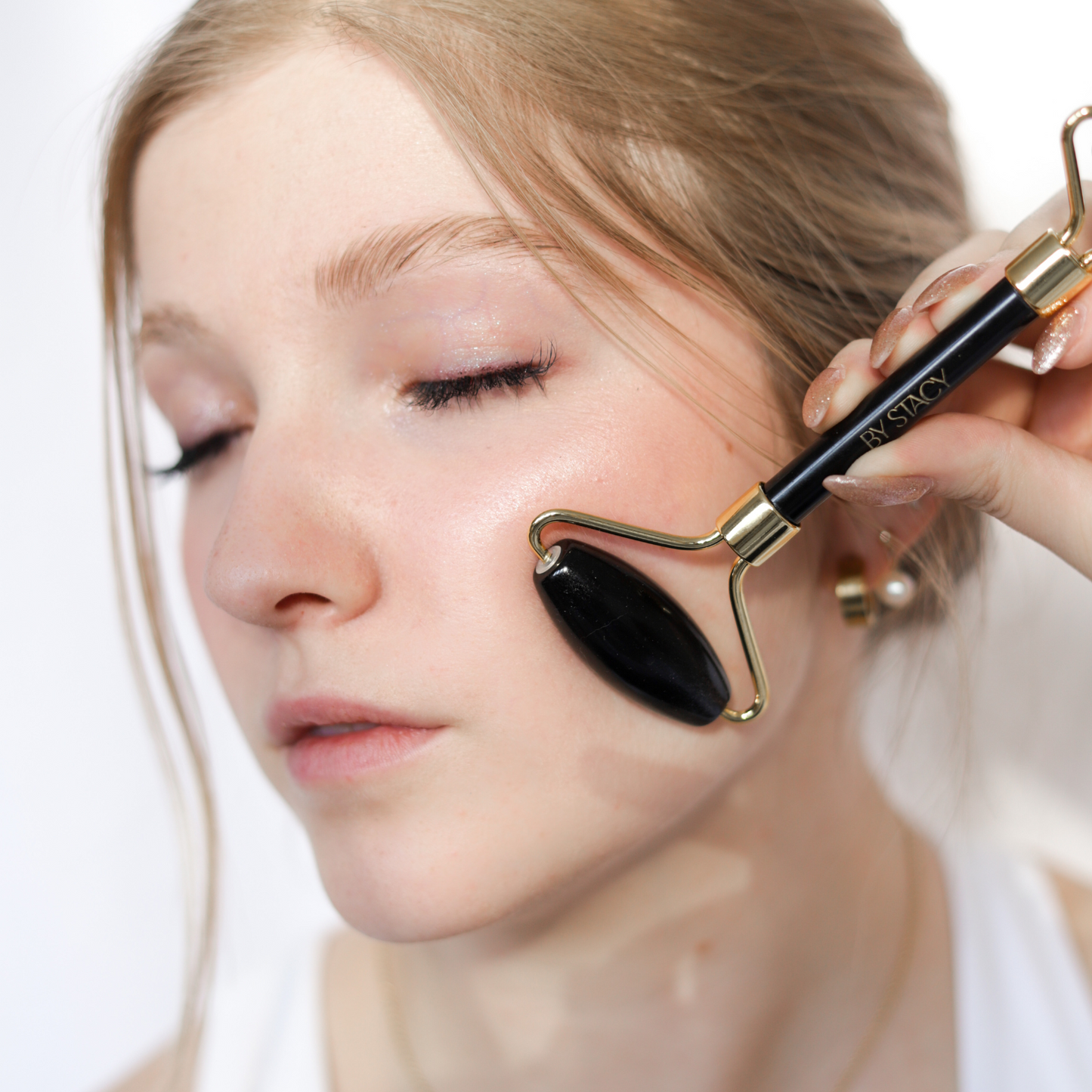 Obsidian Facial Roller